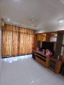 Apartment For Rent in Halaman Damai