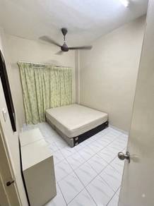 Room in Mutiara Damansara, SGR