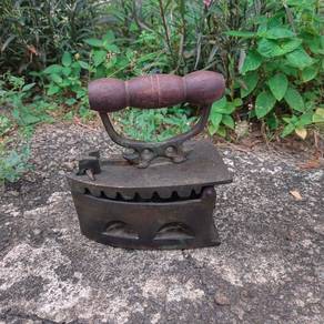 Antique Seterika Arang Tembaga Antik 3.1Kg Vintage