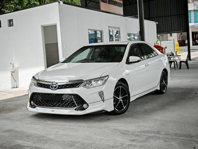 Toyota Camry HYBRID in Johor Bahru, JHR