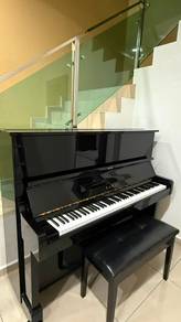 Kawai Upright Piano – Serial No. M721218 (Pre-Owne