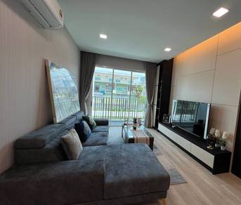 Condominium  in Sky88 Residences