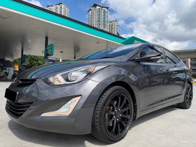Hyundai Elantra PREMIUM in Puchong, SGR