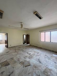 Apartment For Sale in Apartment Sri Tanjung