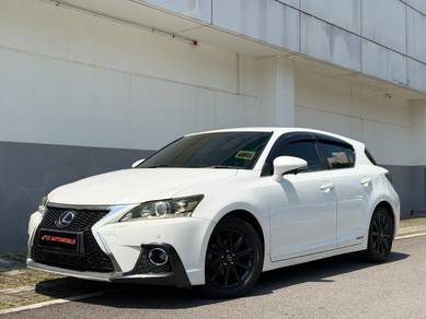 2013 Lexus CT 200 h F-SPORT (HYBRID)