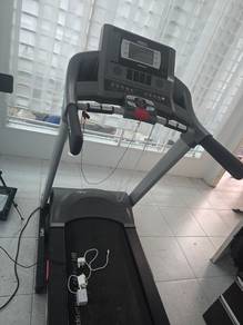 fitness first treadmill
