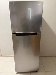 Samsung fridge in excellent condition