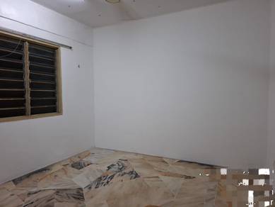 Flat For Rent in Flat PKNS Seksyen 7 Shah Alam