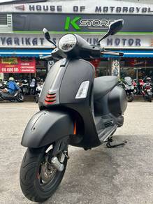 Vespa GTS 300