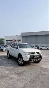 Mitsubishi Triton VGT in Sungai Buloh, SGR
