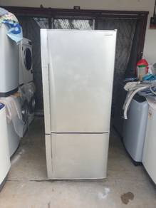 Panasonic fridge refrigerator peti sejuk peti ais