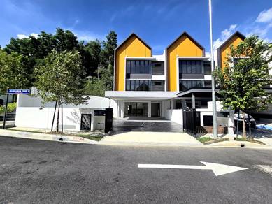 3-storey Terraced House For Sale in Taman Melawati,KUL