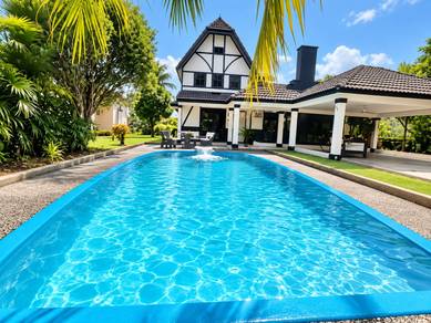Homestay 5 Bilik Private Pool A'Famosa Melaka