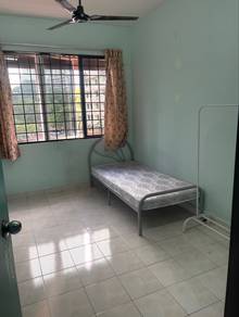 Room in Bukit Jalil, KUL
