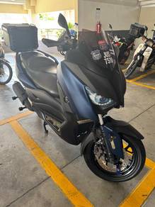 Yamaha XMAX