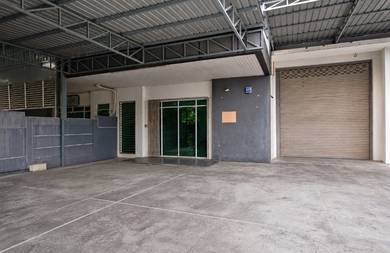 Warehouse / Factory For Rent in Puchong,SGR
