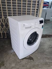 Electrolux Front load Washing Machine Washer 7 ks