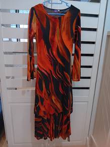 baju kurung perempuan for sale 