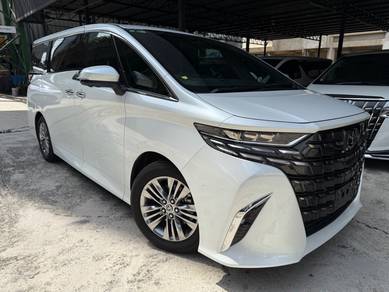 Toyota Alphard Z in KL City, KUL