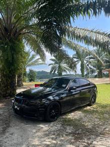 BMW 325i 25i SPORTS (CKD) in Sungkai, PRK