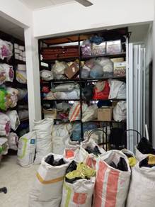 Menjual baju baru secara borong