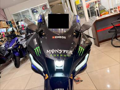 Yamaha R15