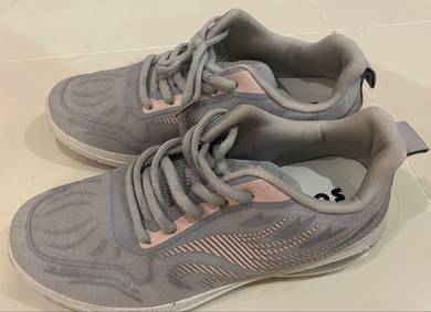 SOS Grey Running Shoes (use 1 time only)