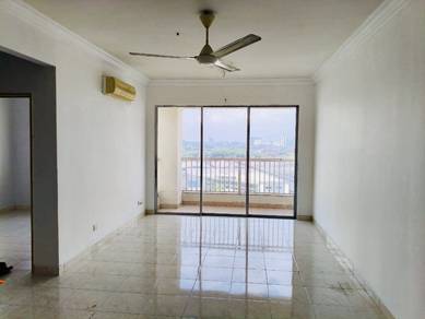 Condominium For Rent in Koi Tropika
