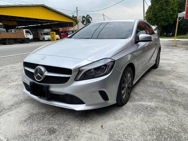 Mercedes Benz A180 180 SE (CBU) in Kajang, SGR