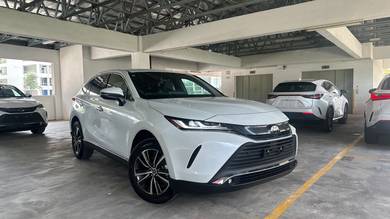 Toyota Harrier LUXURY in Desa Petaling, KUL