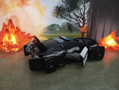 Transformers DOTM Stealth Force Barricade