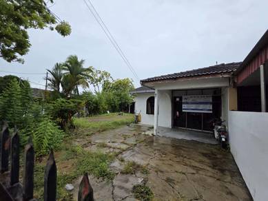 Semi-Detached House For Sale in Bukit Minyak,PNG