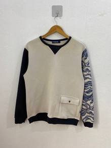 Pendere Athletic Contrast Sleeve Sweatshirt
