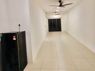 Condominium For Rent in Residensi Vierra