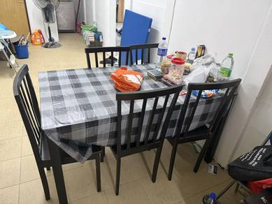 meja makan