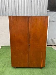 YE50H Almari Baju Klasik 2 Doors Vintage Wardrobe