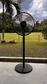 Homie Standing Fan / Kipas Camping