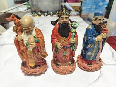 fuk luk sau statues