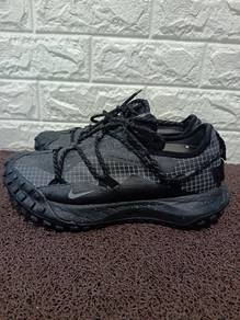 Uk6.5 Nike ACG Mountain Fly Low