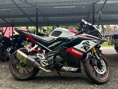 Yamaha R15