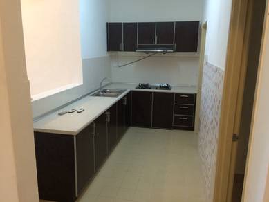 Condominium For Rent in Aman Heights