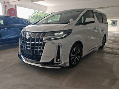Toyota Alphard SC in Desa Petaling, KUL