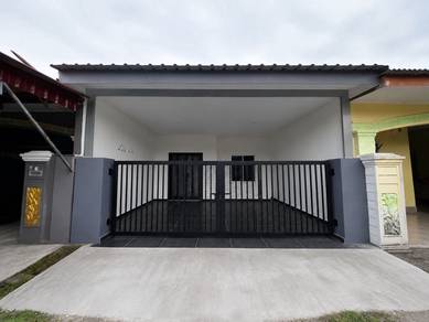 1-storey Terraced House For Sale in Sikamat,NSN