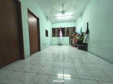 Apartment For Sale in Bandar Bukit Tinggi 1 Shop Apartment
