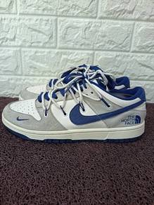 uk7 Nike Dunk Low X  The North Face Sneakers