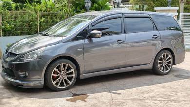Mitsubishi Grandis in Kepala Batas, PNG
