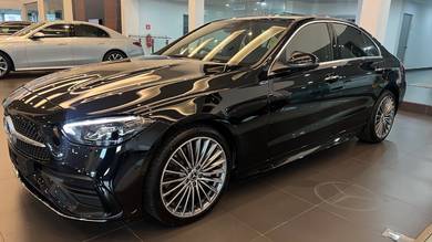 Mercedes Benz C200 AMG 200 AMG LINE in Bangsar, KUL
