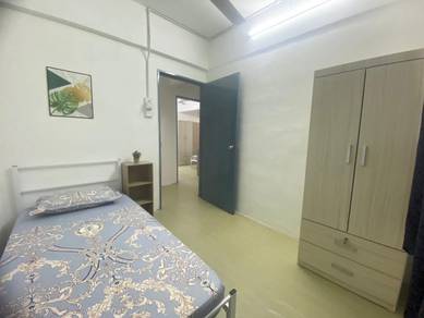 Room in Bayan Lepas, PNG