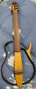 Yamaha silent guitar