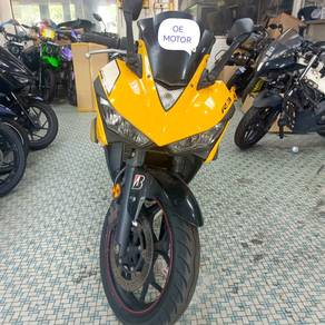Yamaha R25